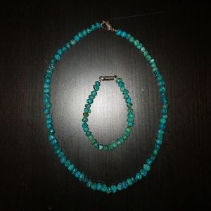 Turquoise necklace and bracelet set